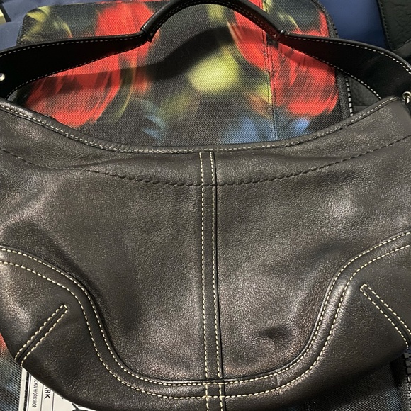 COACH 9541 SHOULDER BAG PURSE - Picture 2 of 3